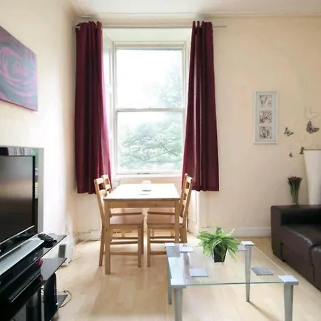 Centre Asga Edinburgh