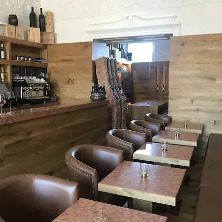 The Wine House 1821 Bed & Breakfast 4*