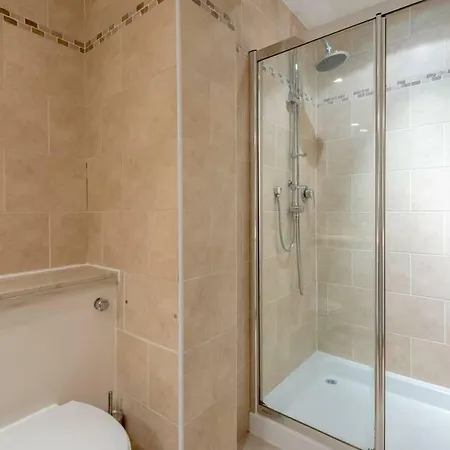شقة Cute 2-bedroom Apt With View Of The Castle *
