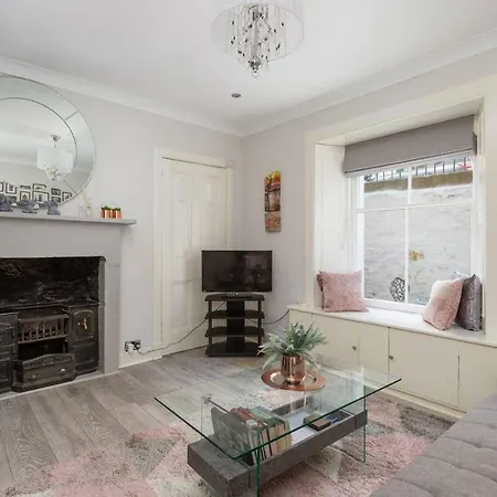 Altido Refined Ground-floor Apt Near Stockbridge Market Apartamento *