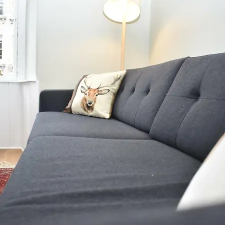 High Street - Modern Scandi Design In The Heart Of The Old Town!