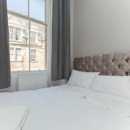 Two Bedrooms Edimburgo
