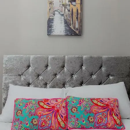 Apartamento Two Bedrooms *