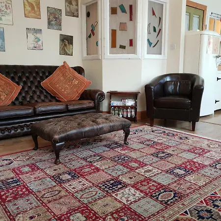 شقة Beautiful Rustic 3 Bed Off Royal Mile *