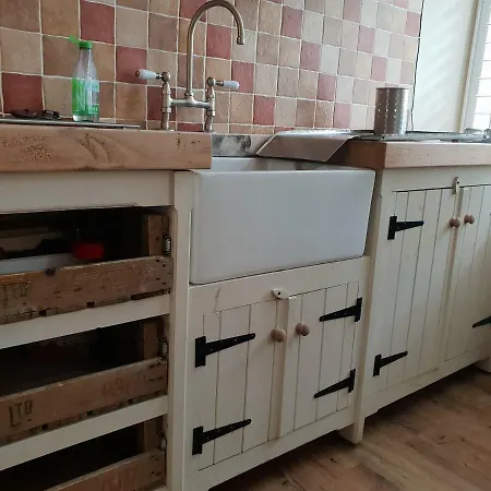شقة Beautiful Rustic 3 Bed Off Royal Mile