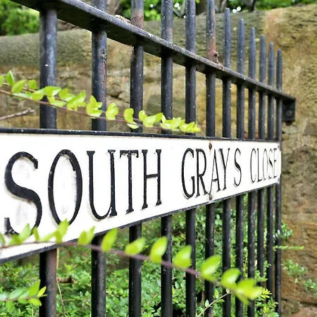 شقة Beautiful Rustic 3 Bed Off Royal Mile *