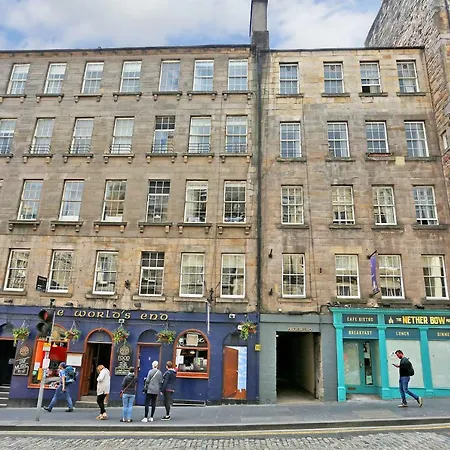 World's End - Historic 2 Bed On The Royal Mile, Sleeps 4 Apartmán *
