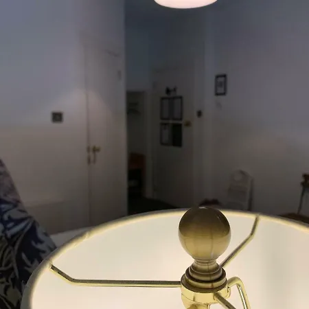 Royal Mile Balconies By The Castle 5*