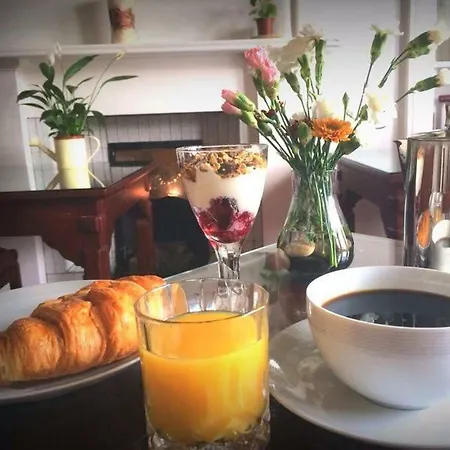 Straven Guest house