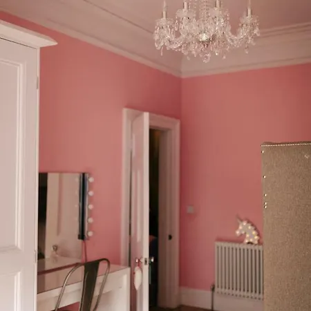 Chic Style, A Walk Away From Main Attractions Édimbourg