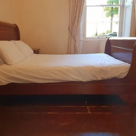 Beautiful One Bed Colony Flat In Stockbridge, *