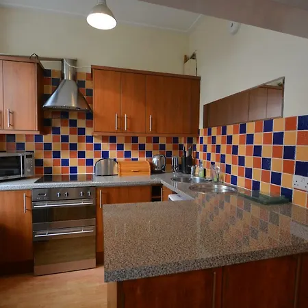 Beautiful One Bed Colony Flat In Stockbridge,