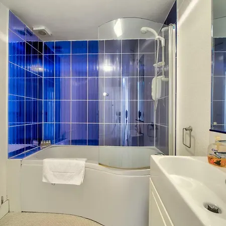 Apartment 2br Flat Near King's Theatre By Guestready *