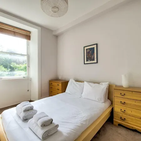 2br Flat Near King's Theatre By Guestready Apartment *