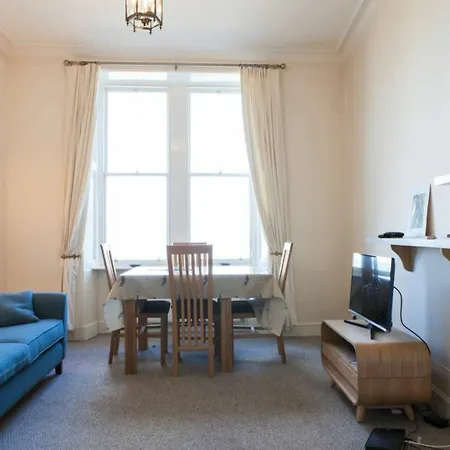 2 Bedroom Flat By The Sea Apartamento Edimburgo