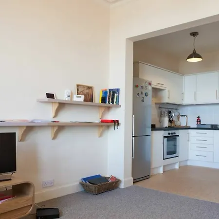 Apartamento 2 Bedroom Flat By The Sea