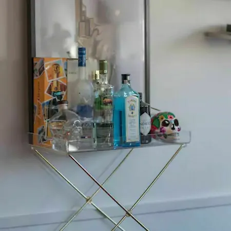 Spacious Flat Near Murrayfield - Sleeps 4 Edimburgo