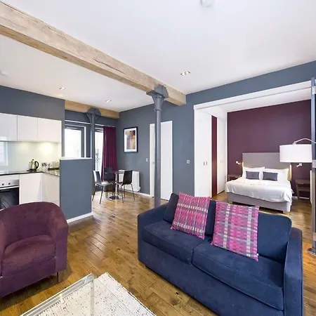 Destiny Scotland -the Malt House Apartment Edinburgh