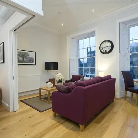 Destiny Scotland - Princes St Apartment Edinburgh
