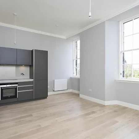 Apartment Destiny Scotland - Princes St *