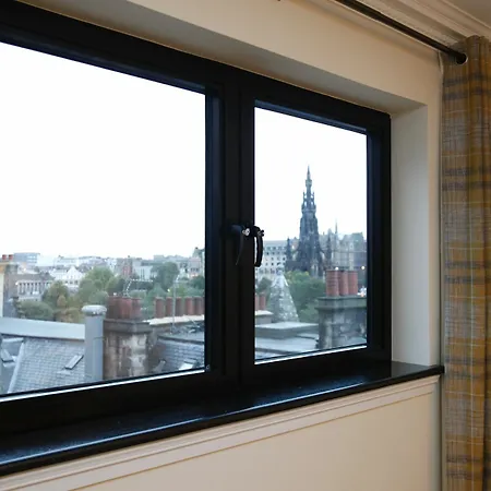 27/3a Cockburn Street Apartment *