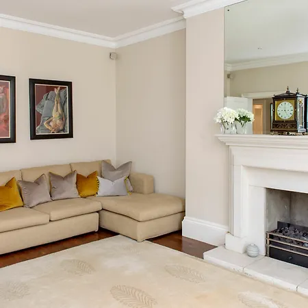 Deluxe Retreat Edinburgh