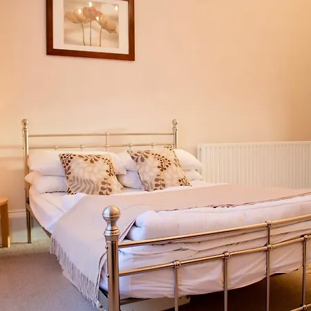 2 Bedroom Stockbridge Flat 아파트