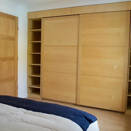 2 Bedroom Apartment *