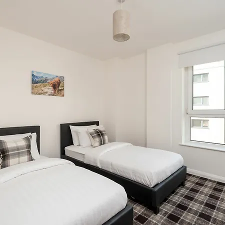 Daire Britannia Quay Edinburgh