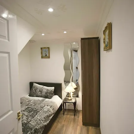 Wonderful Over Two Floors *