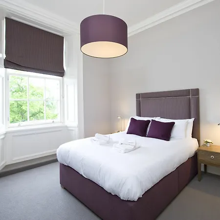 No1 - George Iv Bridge * Edinburgh