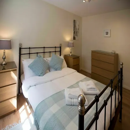 2 Bedroom Meadows Flat Sleeps 4 Lägenhet *