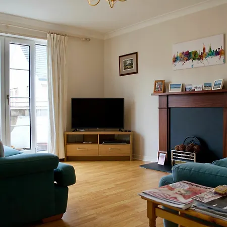Bright 1 Bedroom In * Edinburgh