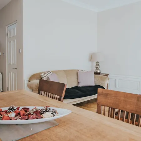 Апартаменты Reizand Apartments, Young St Эдинбург