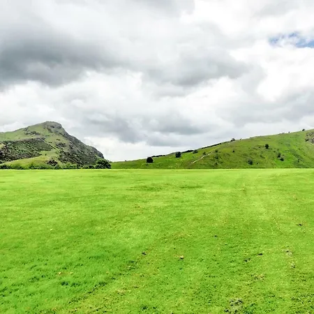 公寓 Cosy Holyrood Park By Guestready 爱丁堡