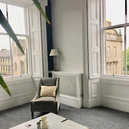 6br Center Of Old Town By Guestready *