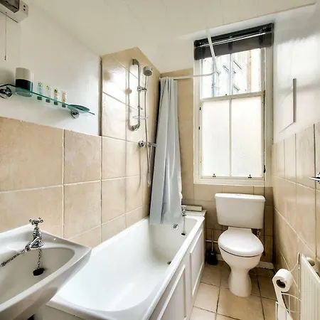 Apartamento 2br Homely Flat By Guestready