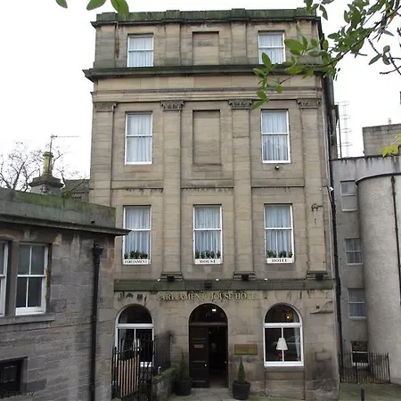 The Parliament House 3*