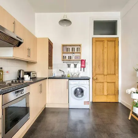 Apartamento Bright And Central Flat In By Guestready Edimburgo