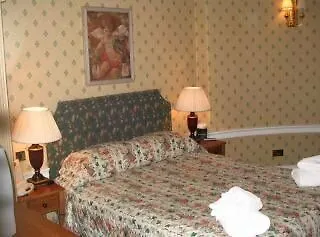 Hotel Ballantrae Albany 4*