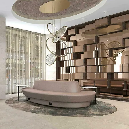 Hilton Carlton Hotel