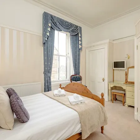 Bed & Breakfast No 45