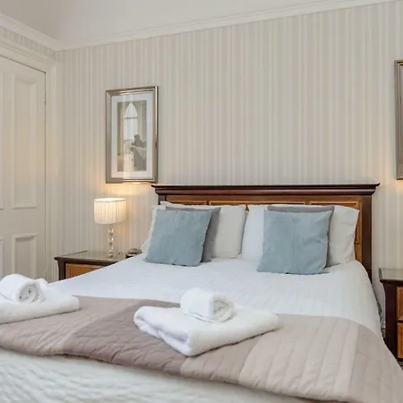 No 45 Bed & Breakfast