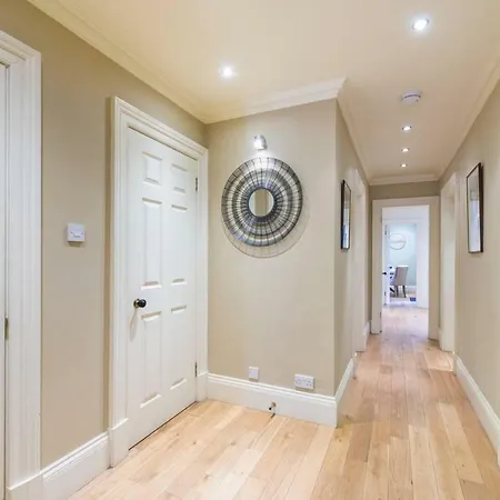 Apartamento Joivy Luxury With Patio In Centre