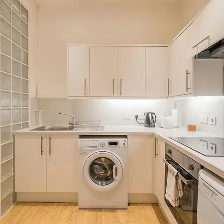 2br Grassmarket With Castle View *