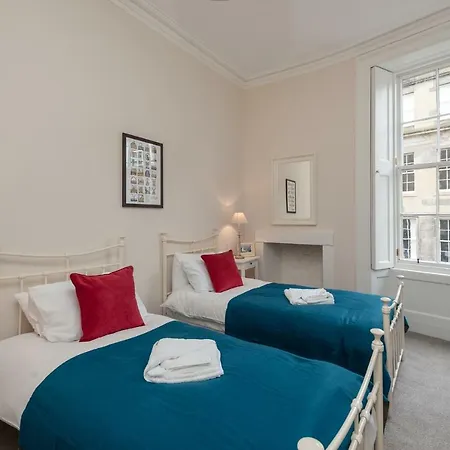 Brand New Charming Luxury 3 Bed Apt - New Town Edinburgh