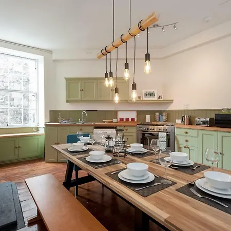 Brand New Charming Luxury 3 Bed Apt - New Town Edinburgh