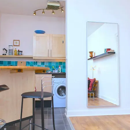 Henderson Gardens Alloggio in famiglia *