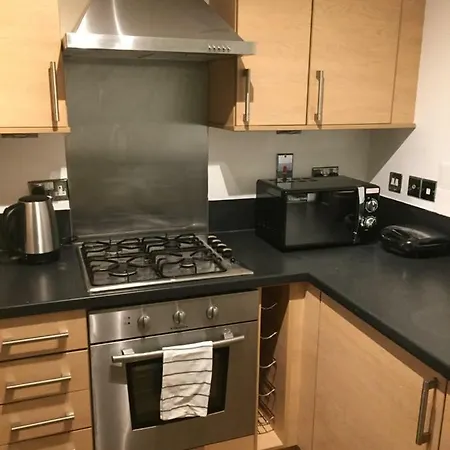 One Bedroom Spacious Flat In Easter Road إدنبرة