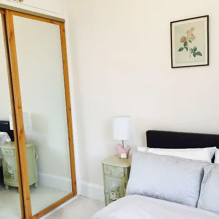 皇家大道圣吉利斯公寓 爱丁堡